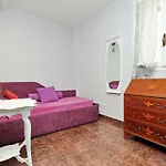Pandosia Apartment