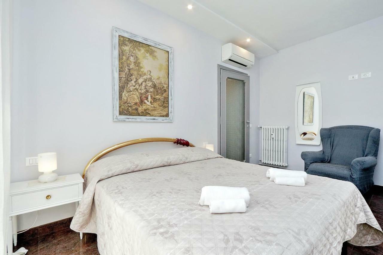 Pandosia * Roma